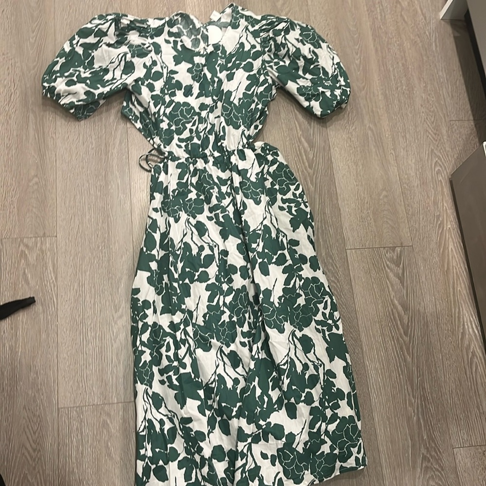 Open back lace up dress